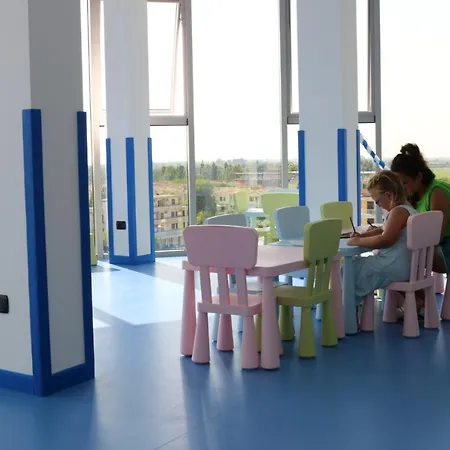 ホテル Eraclea Palace 4 Stelle S エラクレア・マーレ