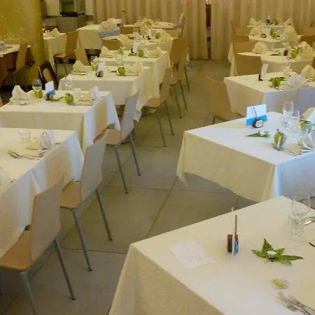 Szálloda Eraclea Palace 4 Stelle S 4*