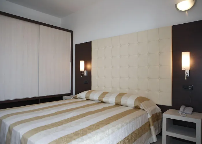 Eraclea Palace 4 Stelle S 호텔 에라클레아 마레